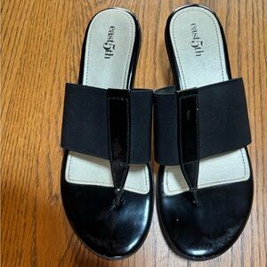 east 5th Black Sandal